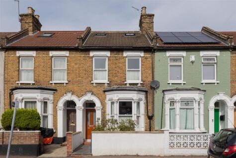 Cann Hall Road, Leytonstone