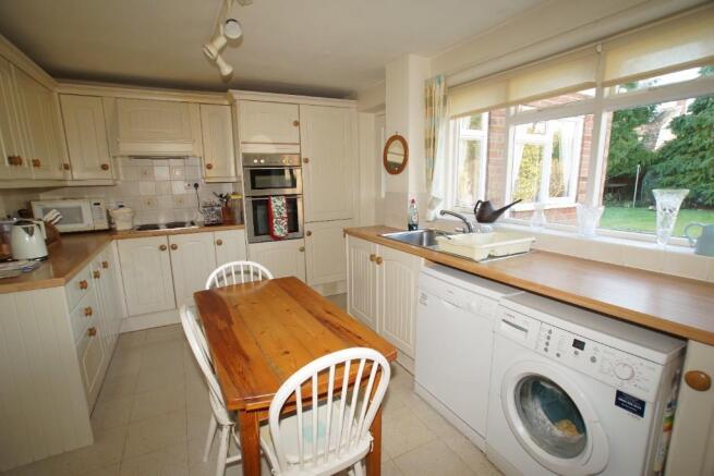 Kitchen/Breakfast Rm