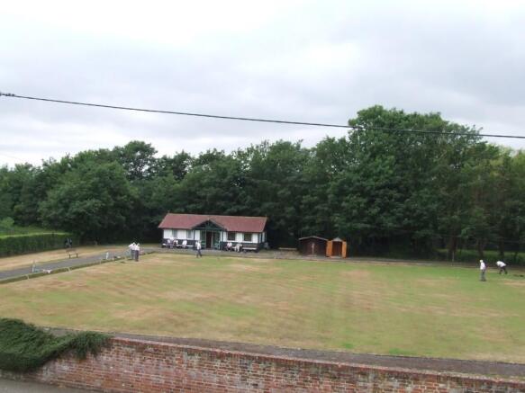 View to front aspect