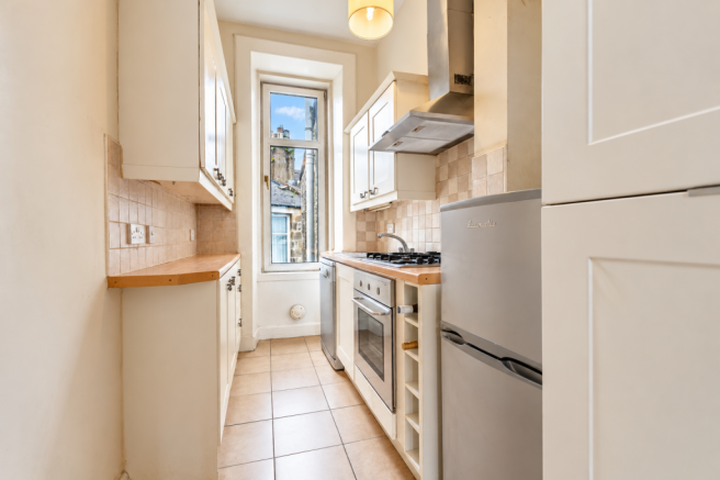 T/R, 148 Main Street, Largs, KA30 8JN photo 4