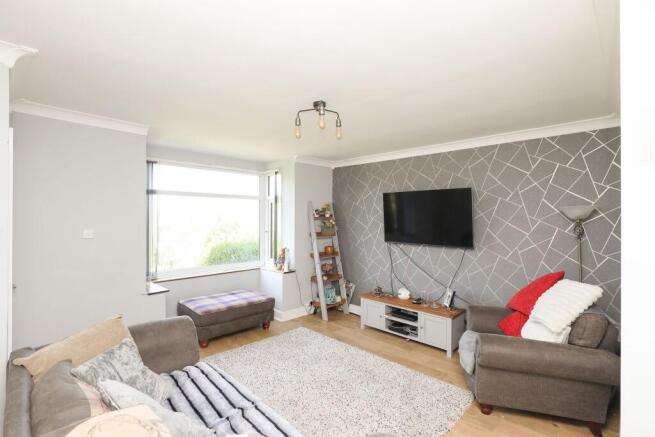 3 bed Semi-Detached for sale Image 5