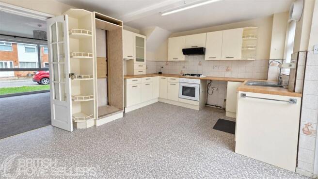 Park Close, Nottingham, Nottinghamshire, NG3 photo 3