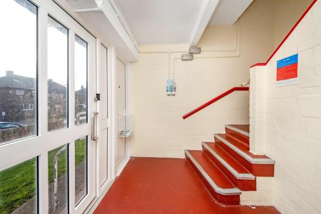 COMMUNAL ENTRANCE