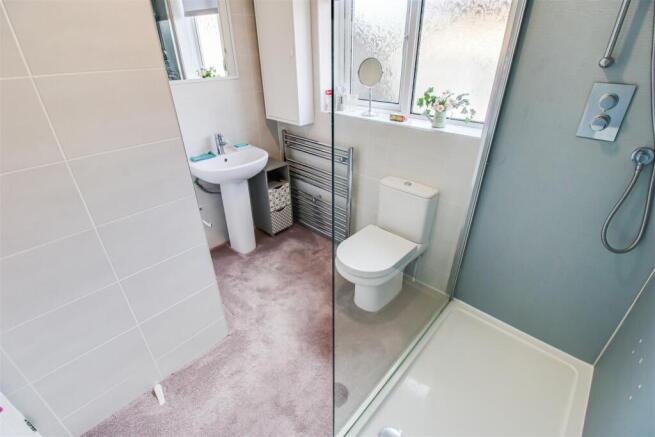 3 bed Detached Bungalow for sale Image 10