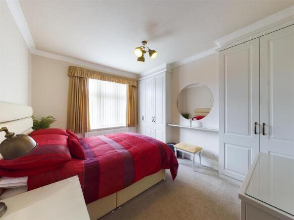 3 bed Semi-Detached for sale Image 8