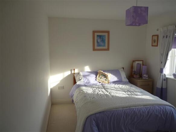 BEDROOM 2