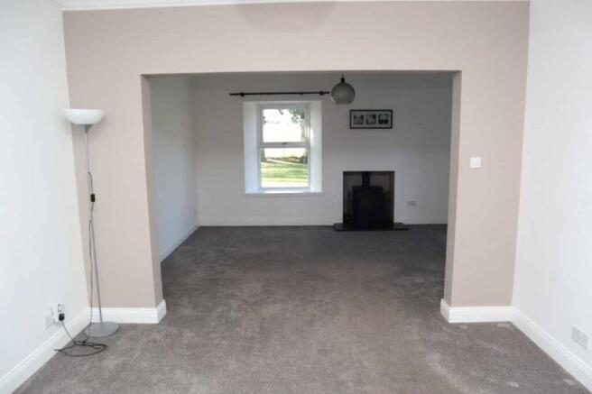 Lounge/ Dining Area