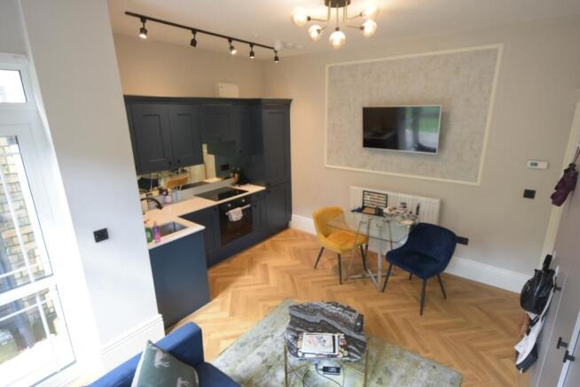 Flat 2 Claremont House14