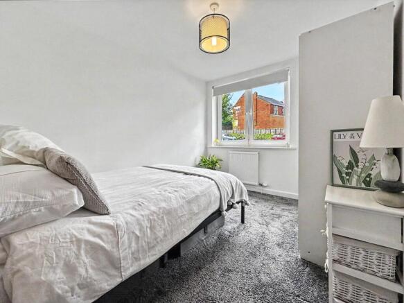 2 bed Apartment for sale Image 6