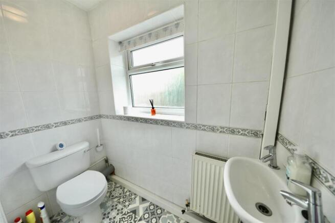 3 bed Semi-Detached for sale Image 8