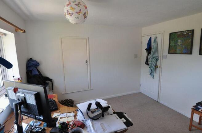 Bedroom/Office