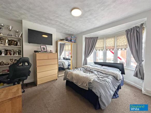 3 bed Terraced for sale Image 8