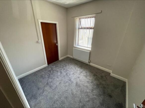 1 bed Flat to rent Image 5