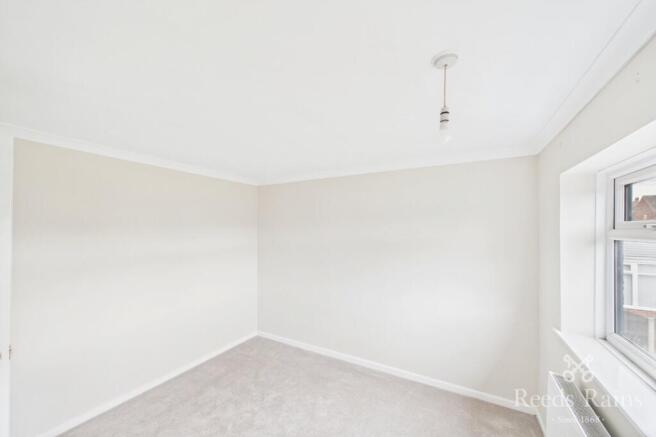 2 bed Semi-Detached to rent Image 5