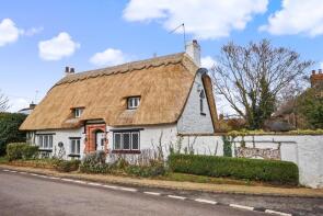 2 Corner Cottage, Bugbrooke Road, Northampton NN7 3EU