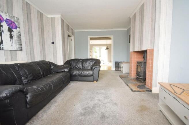 3 bed Semi-Detached for sale Image 8