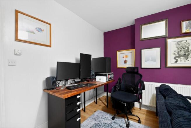 1 bed Flat for sale Image 6