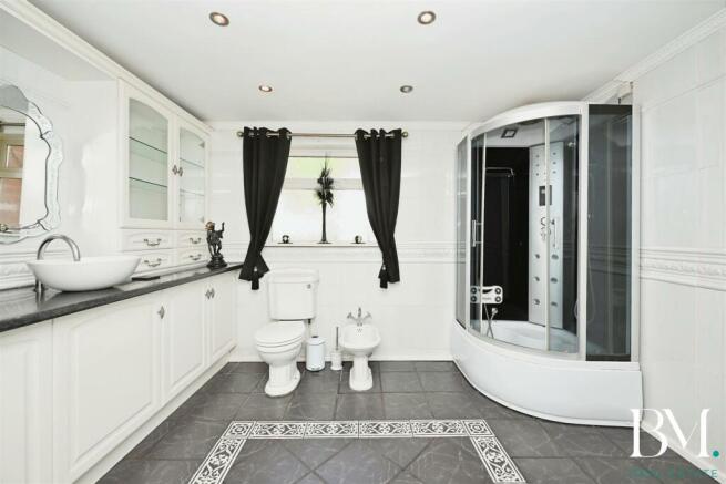 Luxury Shower Room