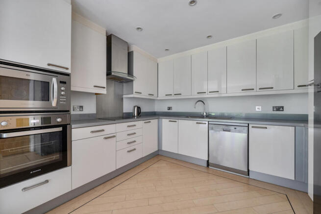 1405750-6-6985b9d...