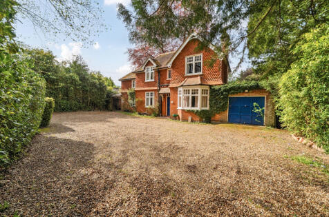 Gally Hill Road, Church Crookham, Fleet, Hampshire, GU52