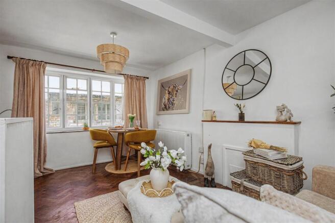 Sitting Room 1.jpg