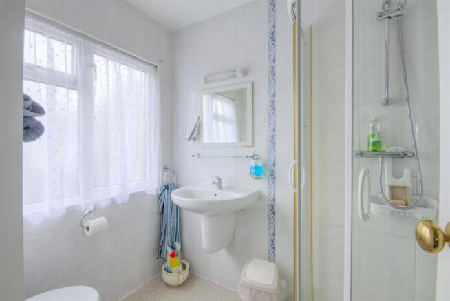 2 bed Mobile Home for sale Image 8