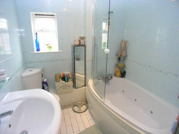 Photo 10