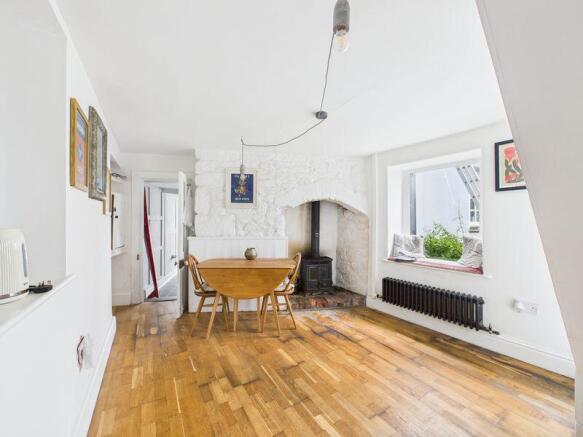 breakfast/dining room