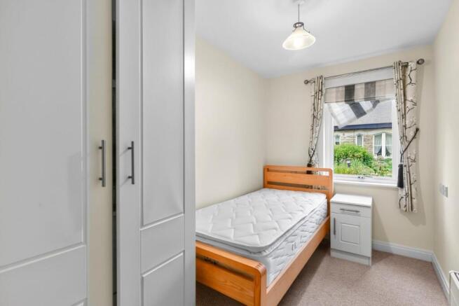 2 bed Apartment for sale Image 6