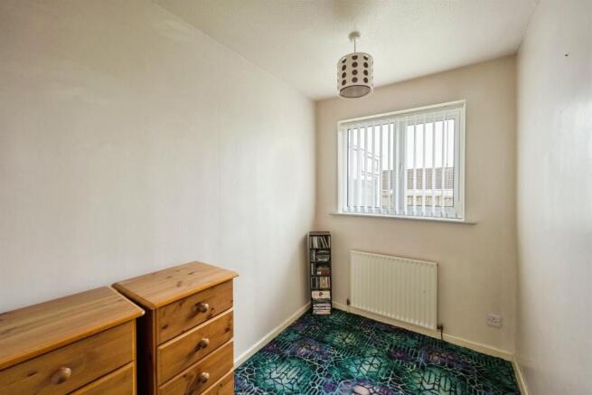 3 bed Semi-Detached Bungalow for sale Image 11