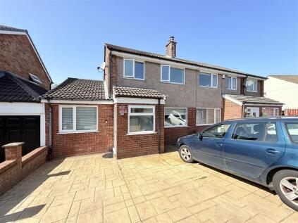 Tennyson Avenue, Dukinfield