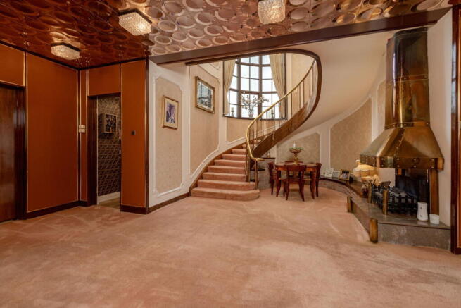 4 bed Detached for sale Image 4
