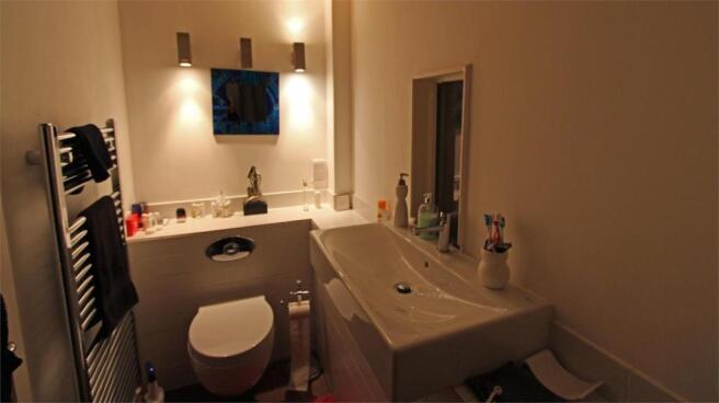 Photo 6