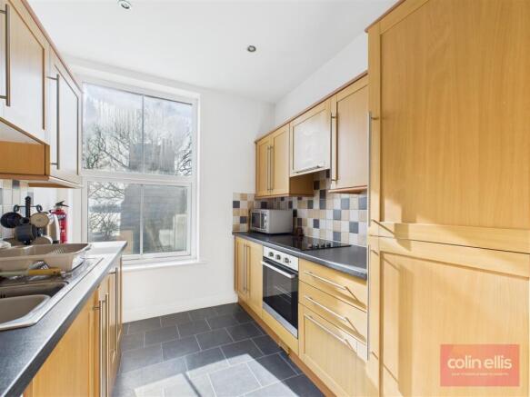 2 bed Flat for sale Image 9