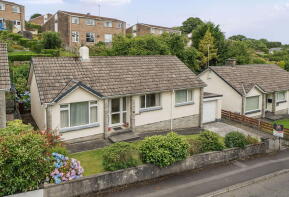 19, Meadowside, Launceston PL15 7DJ