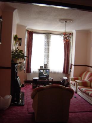 Lounge Front