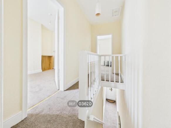 2 bed Terraced to rent Image 11