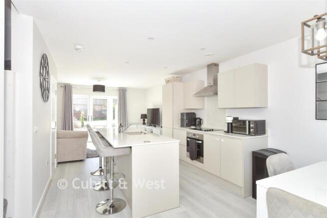Lounge/ Dining Area/ Kitchen