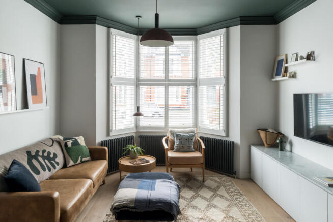 Herongate Road, London E12 (16).jpg