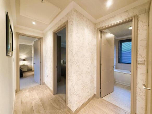 2 bed Park Home for sale Image 12
