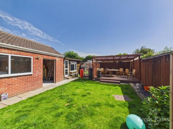 3 bed Semi-Detached for sale Image 9