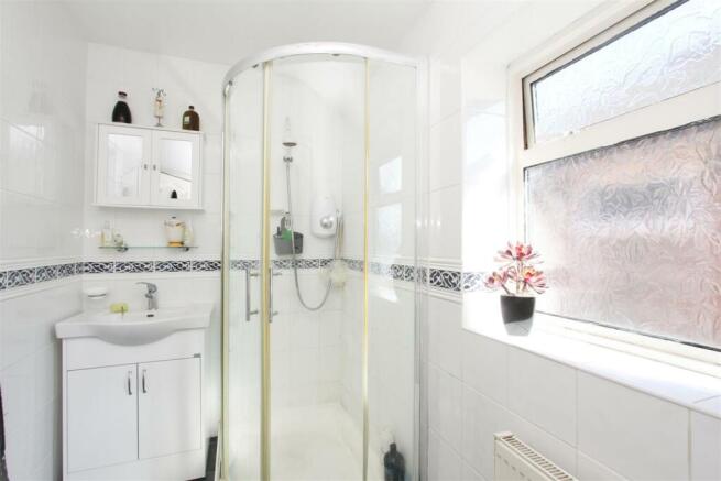 Main shower room
