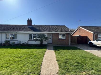 Manor Close, Yaxley, Peterborough, PE7
