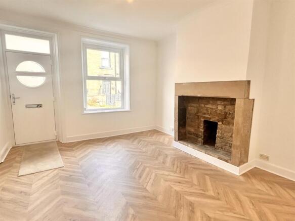 2 bed End of Terrace for sale Image 4