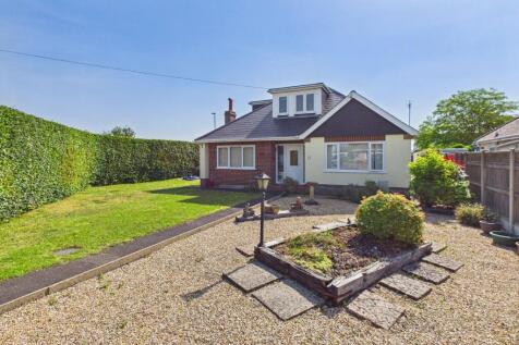 Insley Crescent, Broadstone, Dorset, BH18