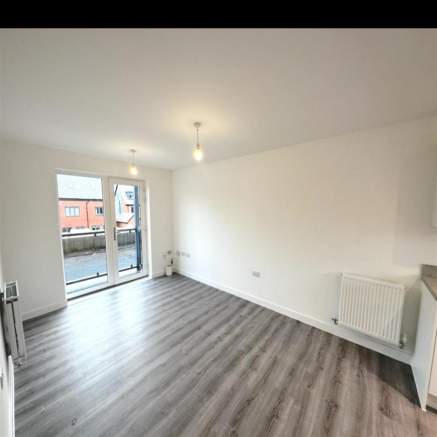 77 Newman Living room.png