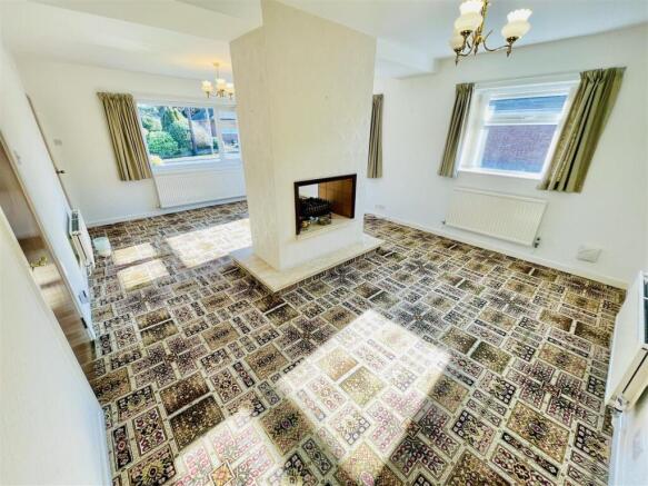 Open Plan Lounge/Dining Room