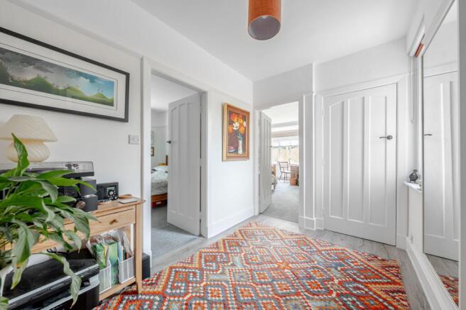 2 bed Flat for sale Image 11
