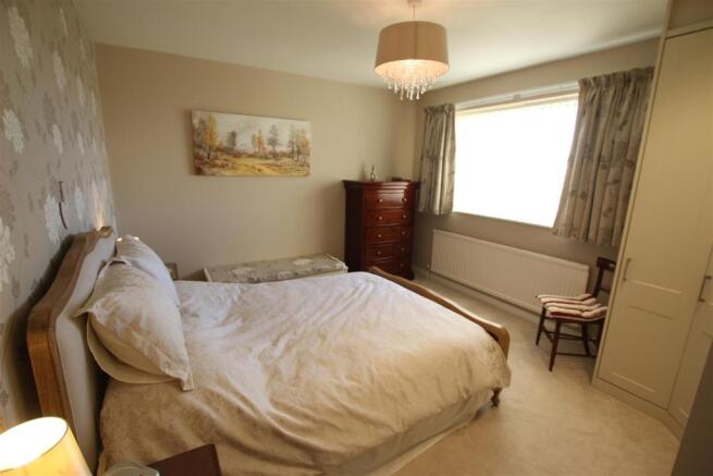 Bed 1.JPG