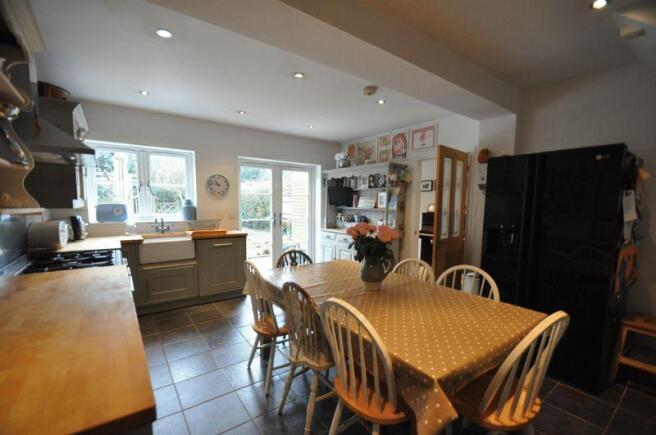 Kitchen/Breakf...